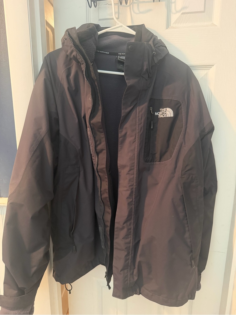 The North Face Winter Coat Hyvent with shell / fleece insert
gray/black